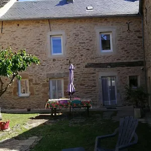  Hébergement de vacances La Maison Des Rosiers